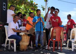 Presentación cultural en Barú